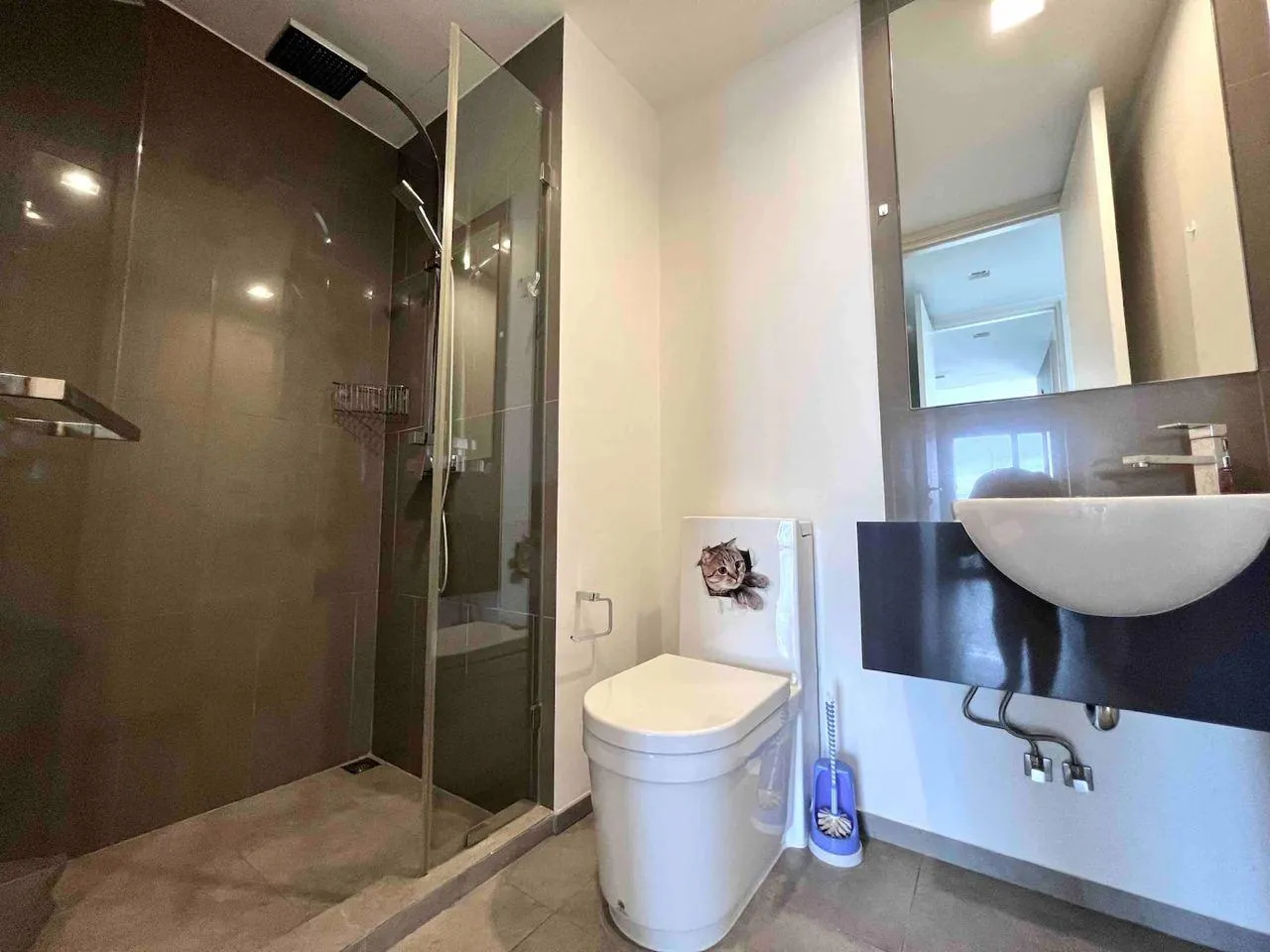 Доступна квартира (Пратамнак)